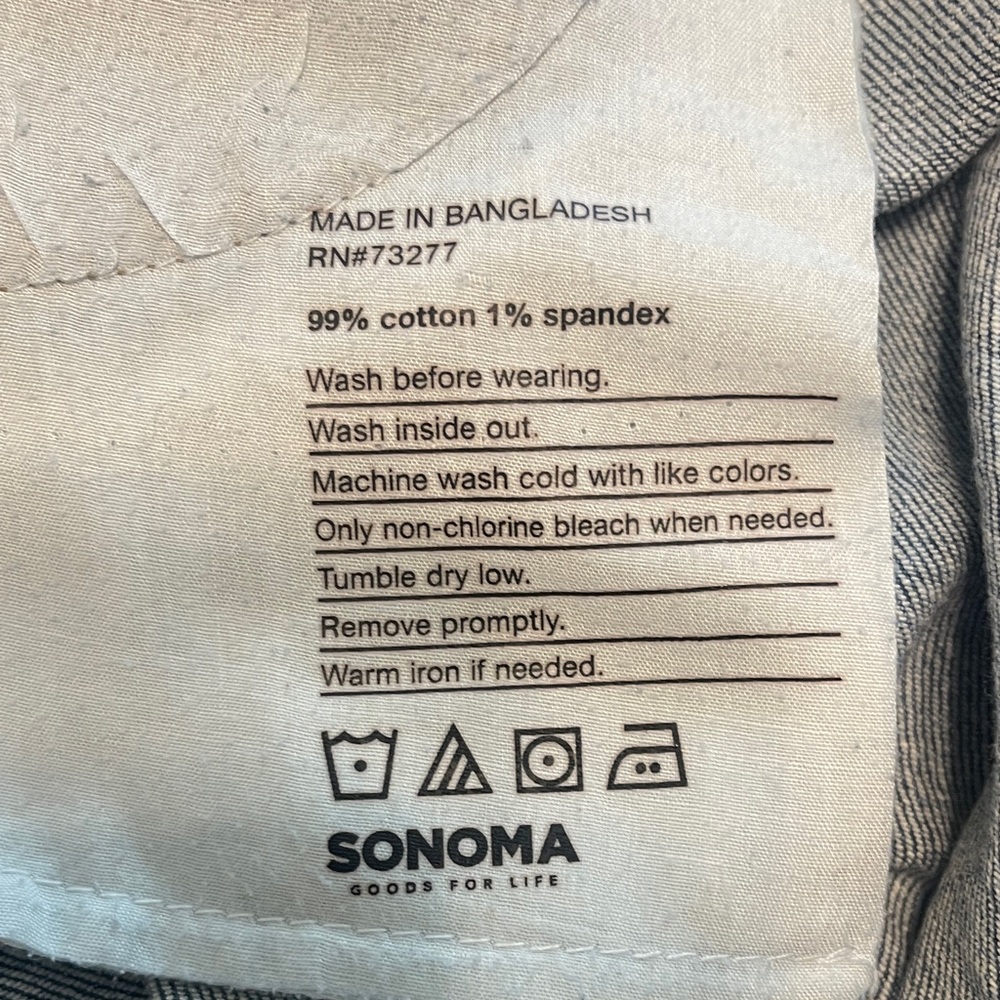 Sonoma Women's Light Blue Cropped Jeans - Picture 4 of 4